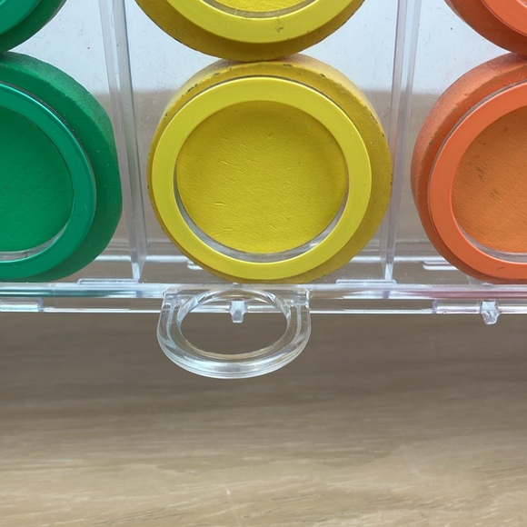 Lovevery Drop & Match Dot Catcher - Picture 5 of 5